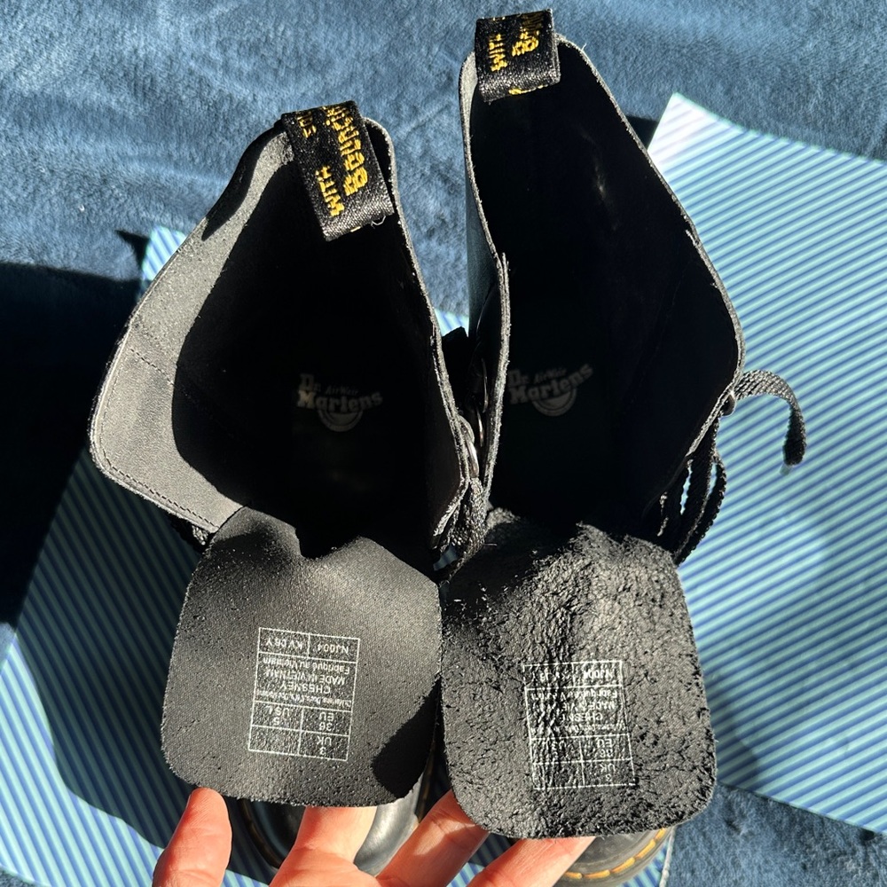 Dr Martens Black Platform Lace-Up Boots 5 preowned - Picture 7 of 13